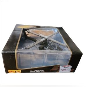 Vintage 2001 Maisto Air Force Special Edition AH-64A Apache Helicopter 31012 NIB